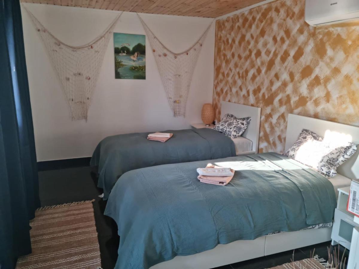Hotel Talian à Pardina Extérieur photo